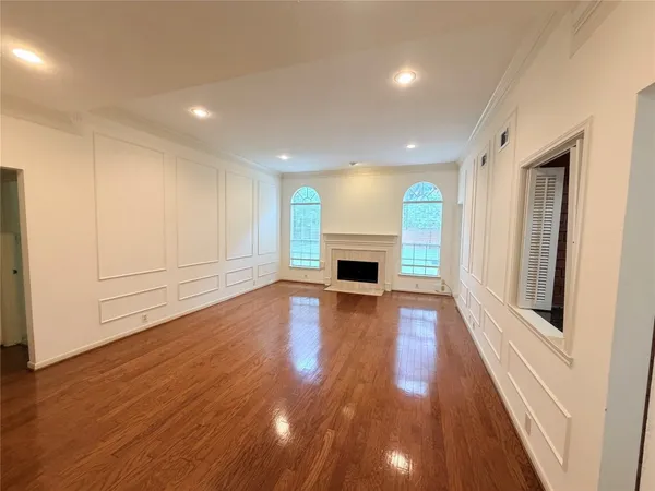 $2,575 | 3306 Vista Lake Drive, Sugar Land, TX 77478