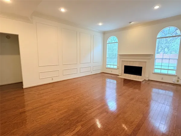 $2,575 | 3306 Vista Lake Drive, Sugar Land, TX 77478