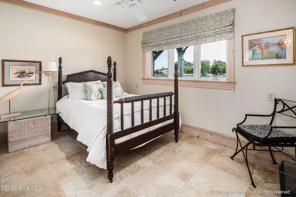 $1,390,000 | 423 Handy's Point Lane, Bath, NC 27808