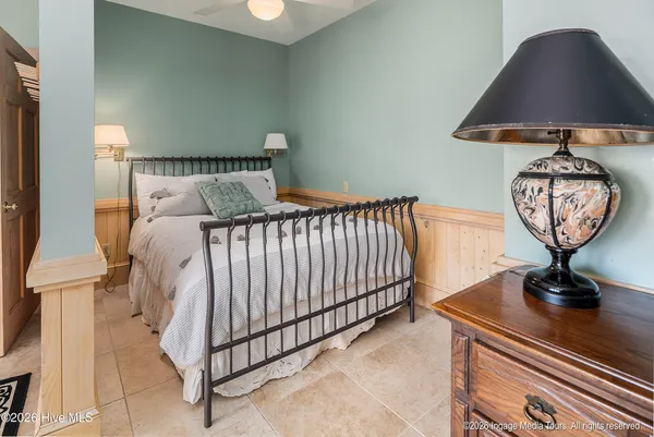 $1,390,000 | 423 Handy's Point Lane, Bath, NC 27808