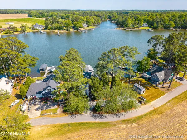 $1,390,000 | 423 Handy's Point Lane, Bath, NC 27808