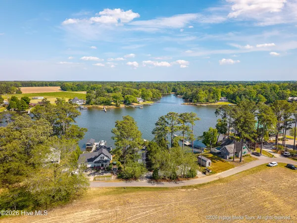 $1,390,000 | 423 Handy's Point Lane, Bath, NC 27808