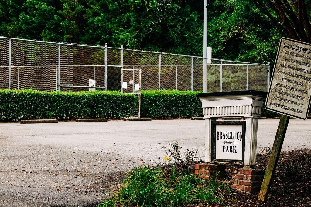 369 Scarlet Rose Way Hoschton, GA 30548 - Photo 88 of 150 a front view of a house with a yard