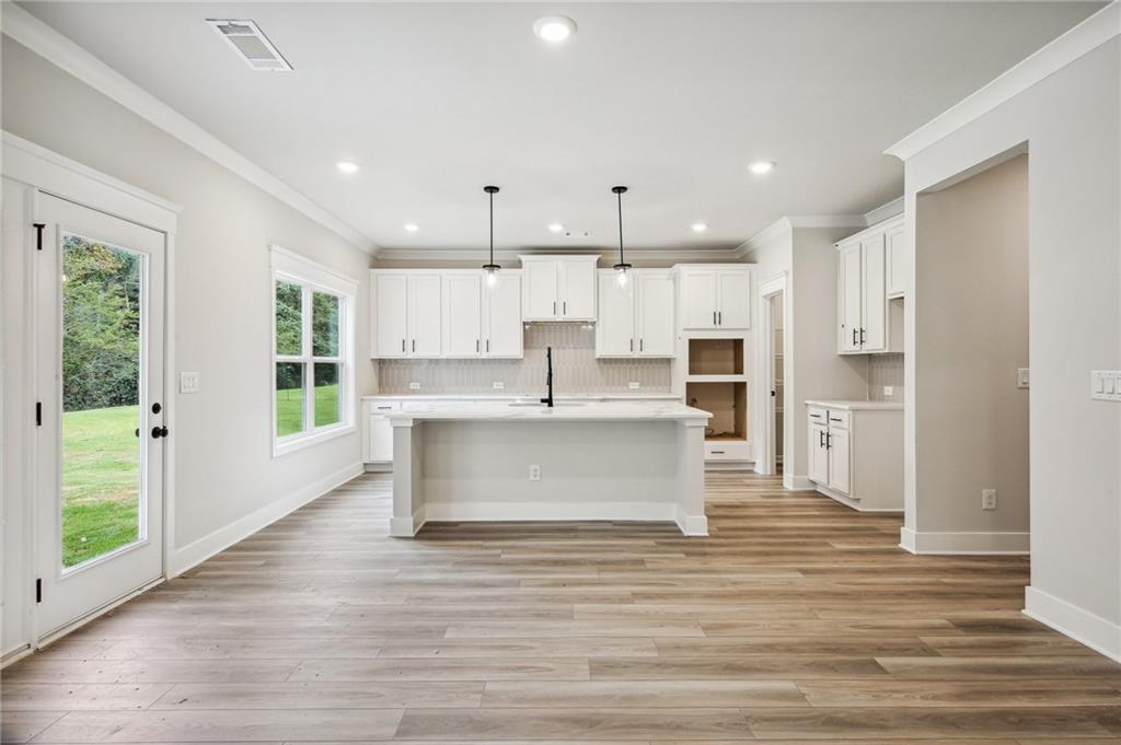 369 Scarlet Rose Way Hoschton, GA 30548 - Photo 10 of 150