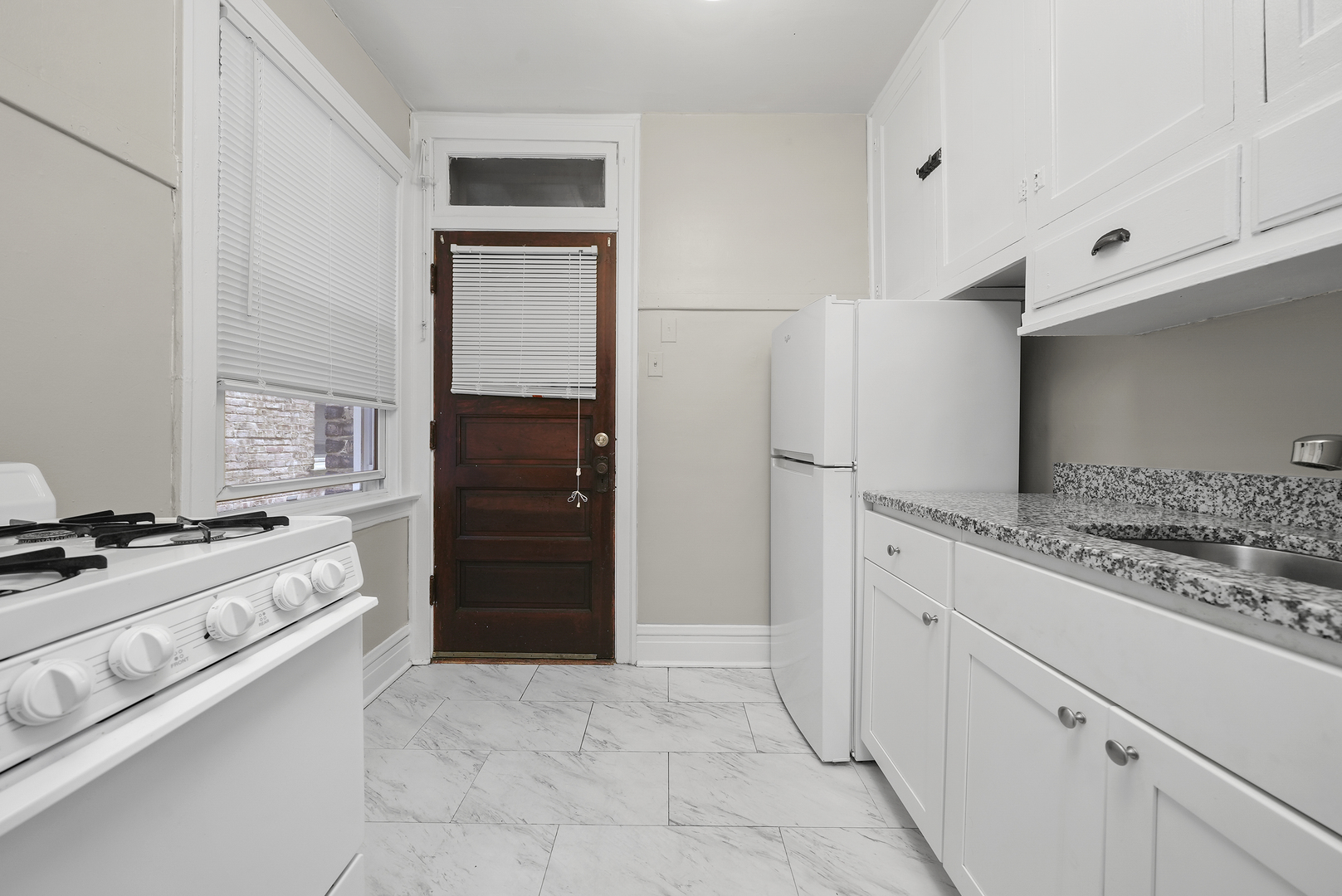 1939 Grove Avenue, Unit 102 Berwyn, IL 60402 - Photo 13 of 17