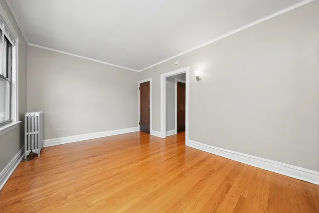 $1,025 | 1939 Grove Avenue, Unit 102, Berwyn, IL 60402