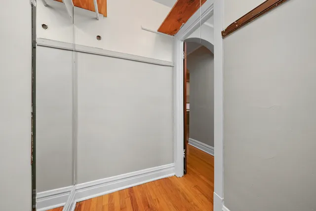 $1,025 | 1939 Grove Avenue, Unit 102, Berwyn, IL 60402