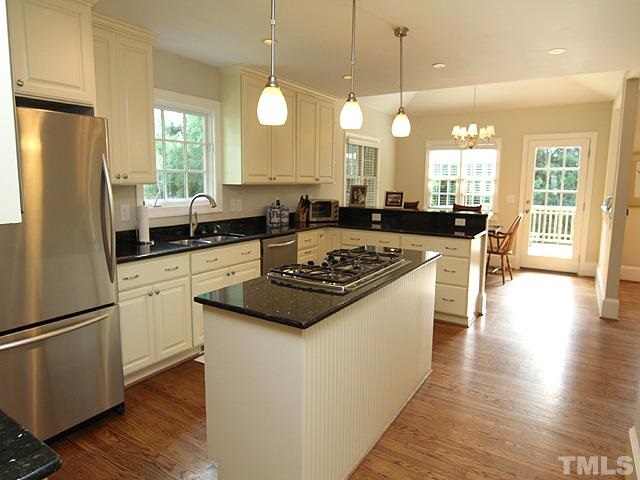 2512 St Marys Street Raleigh, NC 27609 - Photo 9 of 25 Gallery Image 9