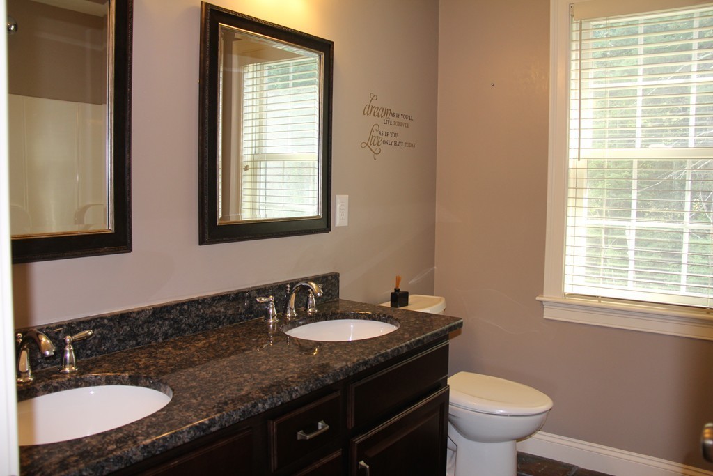 31 R Providence Road Westford, MA 01886 - Photo 11 of 14 Gallery Image 11