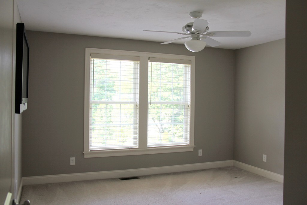 31 R Providence Road Westford, MA 01886 - Photo 8 of 14 Gallery Image 8