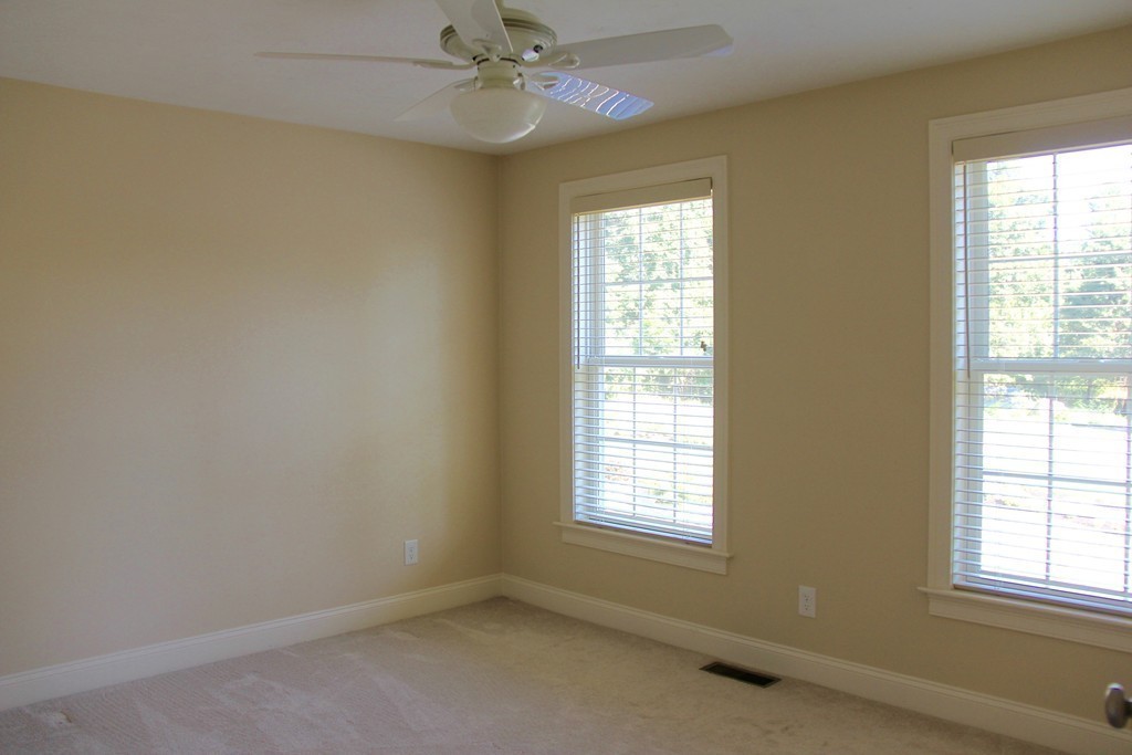 31 R Providence Road Westford, MA 01886 - Photo 9 of 14 Gallery Image 9