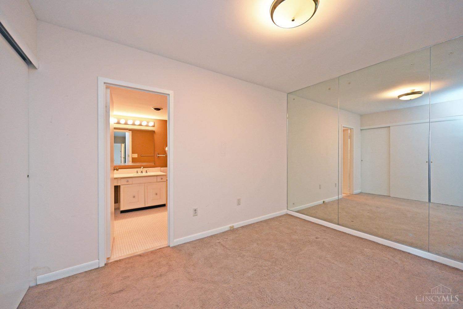 2444 Madison Road, Unit 1807 Cincinnati, OH 45208 - Photo 30 of 47 Gallery Image 30