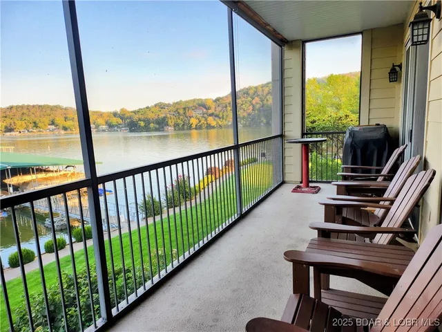 $339,000 | 201 Marina Residence Drive, Unit 1D, Camdenton, MO 65020