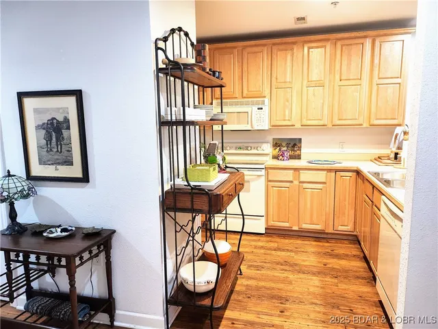 $339,000 | 201 Marina Residence Drive, Unit 1D, Camdenton, MO 65020