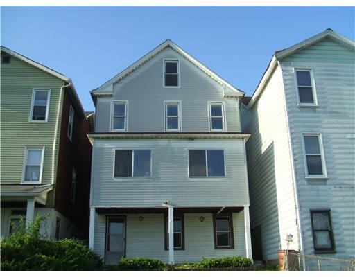 809 Frank Street McKees Rocks, PA 15136 - Photo 2 of 7 Exterior Back.