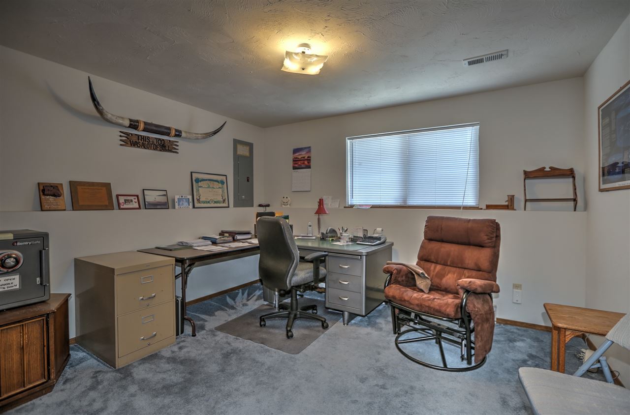 4327 South Mamer Road Spokane Valley, WA 99037 - Photo 13 of 20