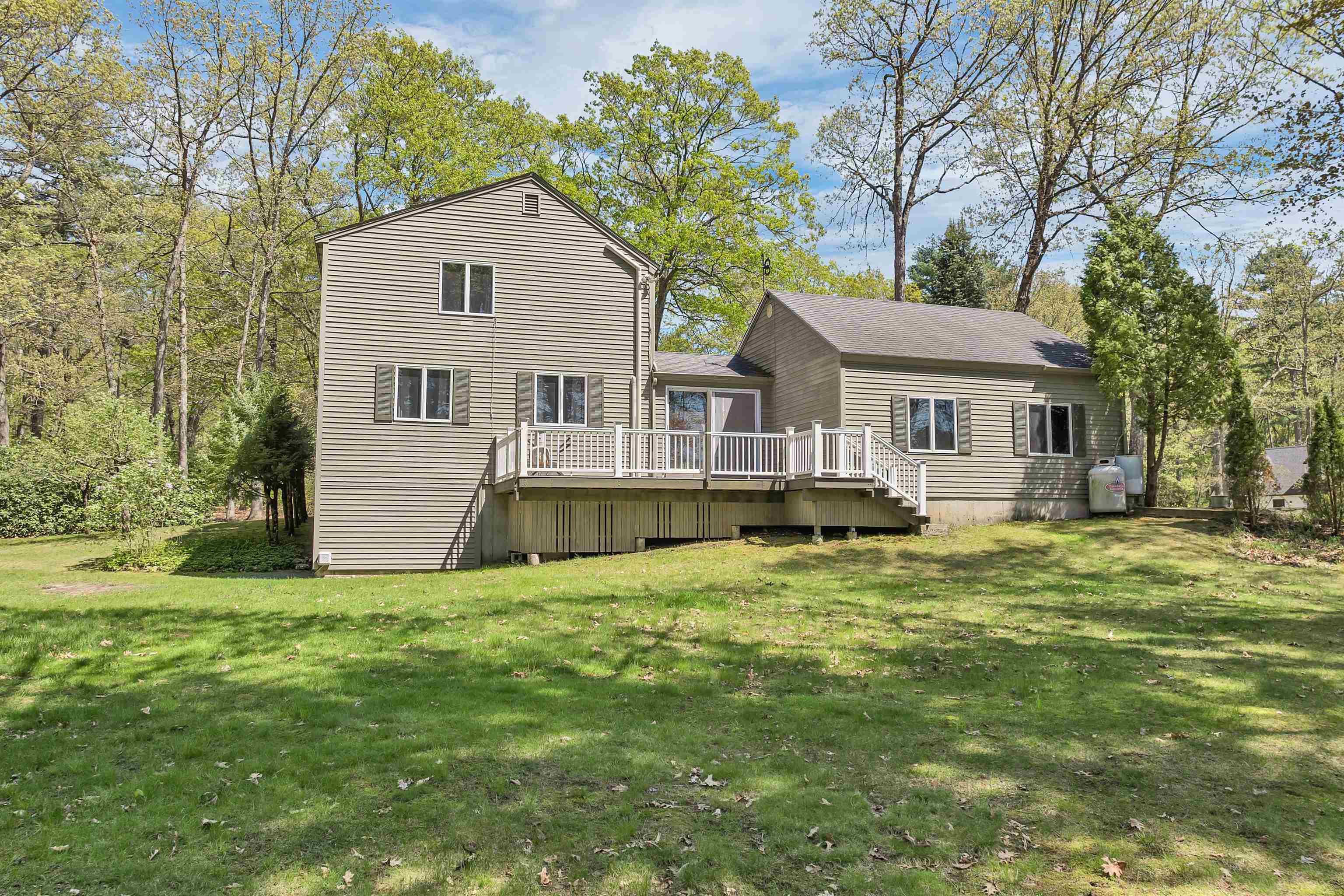 15 Autumn Street Windham, NH 03087 - Photo 38 of 44 Gallery Image 38