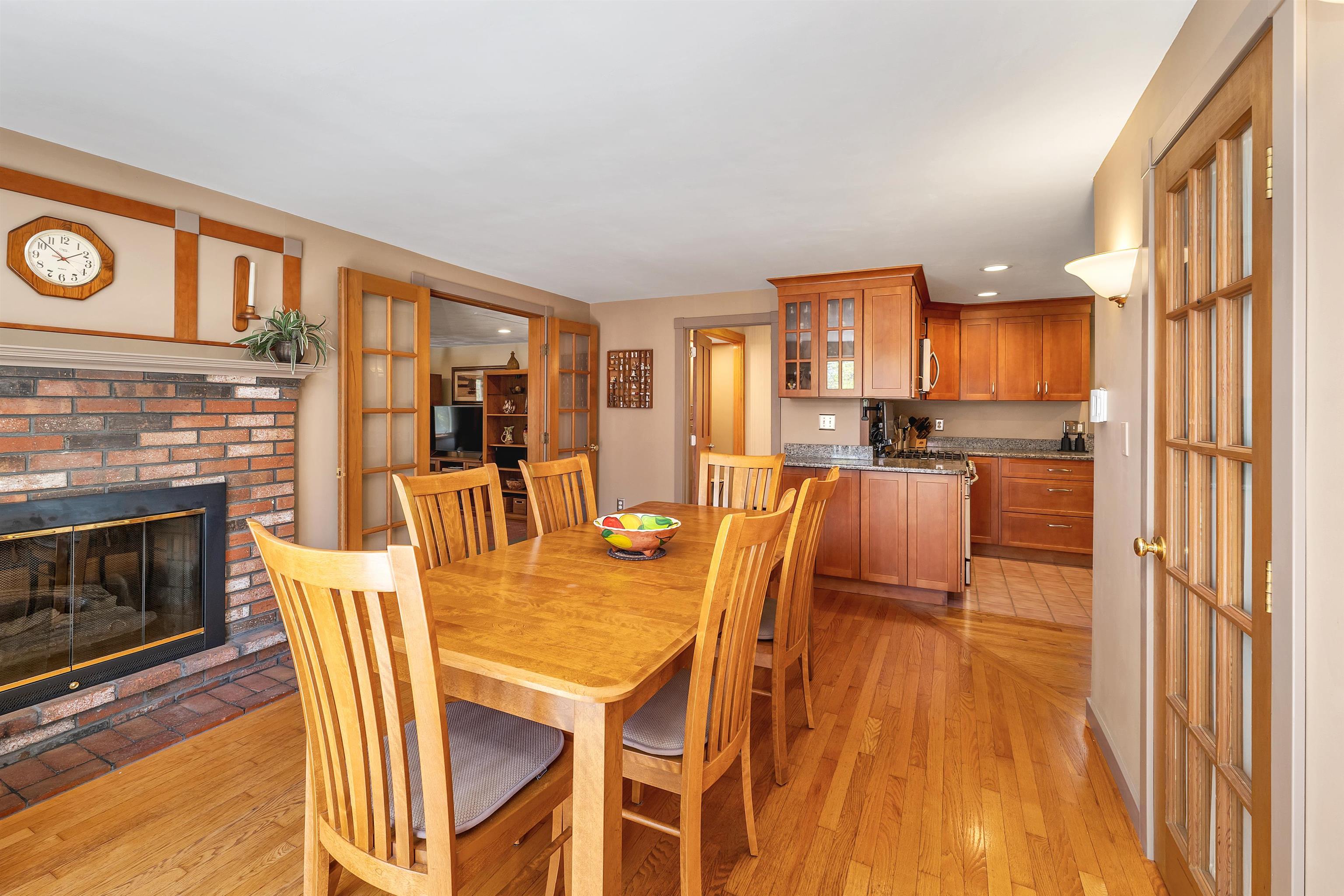 15 Autumn Street Windham, NH 03087 - Photo 7 of 44 Gallery Image 7