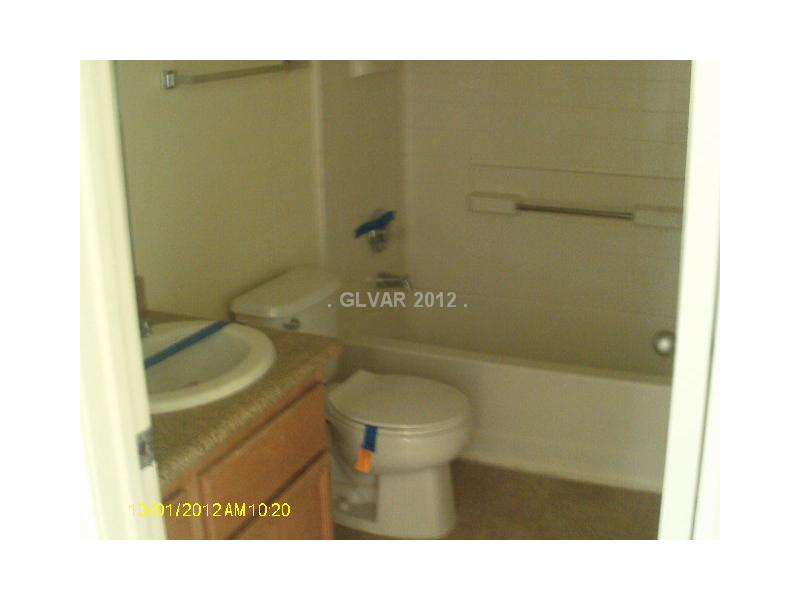 3318 North Decatur Boulevard, Unit 2153 Las Vegas, NV 89130 - Photo 5 of 10 Bathroom.