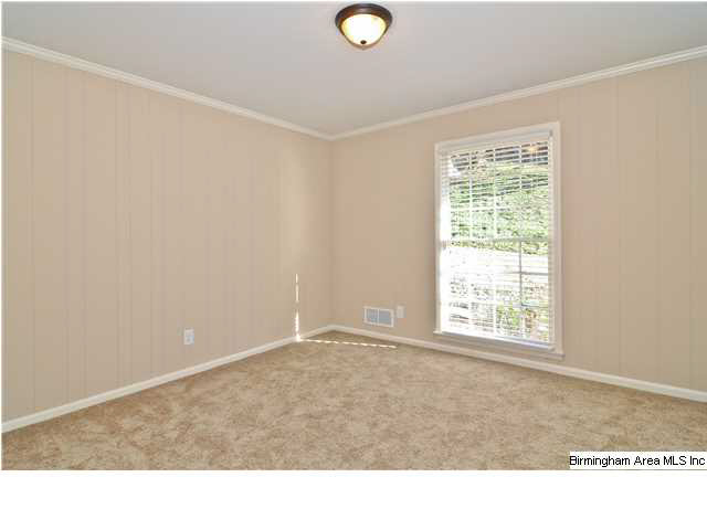4800 Altamont Road South Birmingham, AL 35222 - Photo 17 of 32