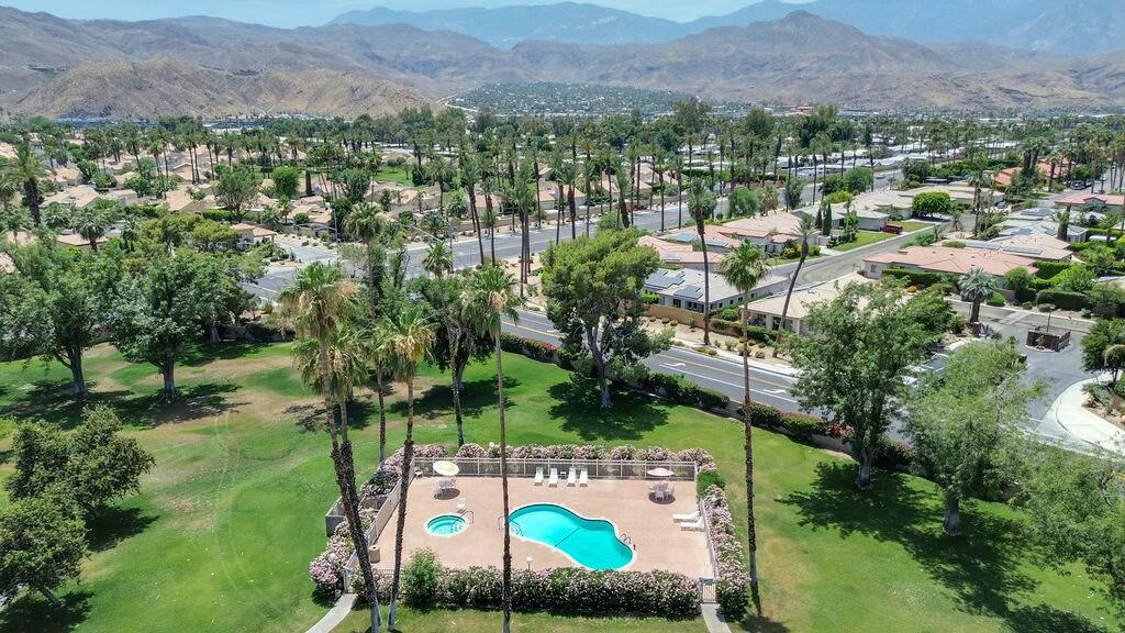 69527 Huerta Court Rancho Mirage, CA 92270 - Photo 20 of 22 an aerial view of multiple house