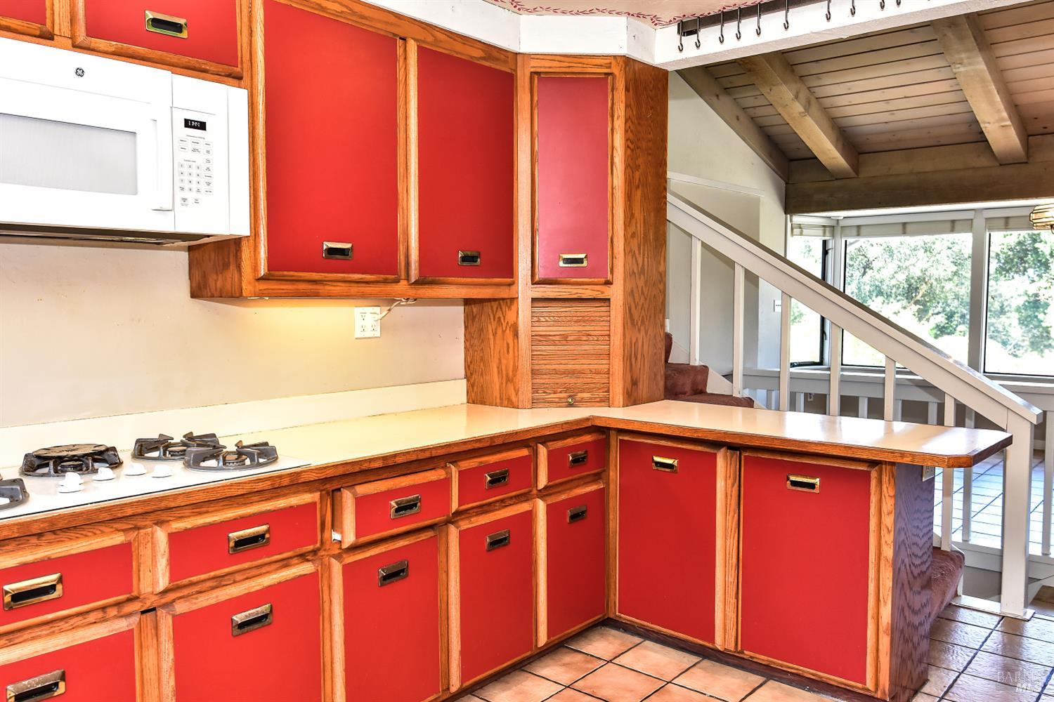 1203 Alberca Road Sonoma, CA 95476 - Photo 7 of 30