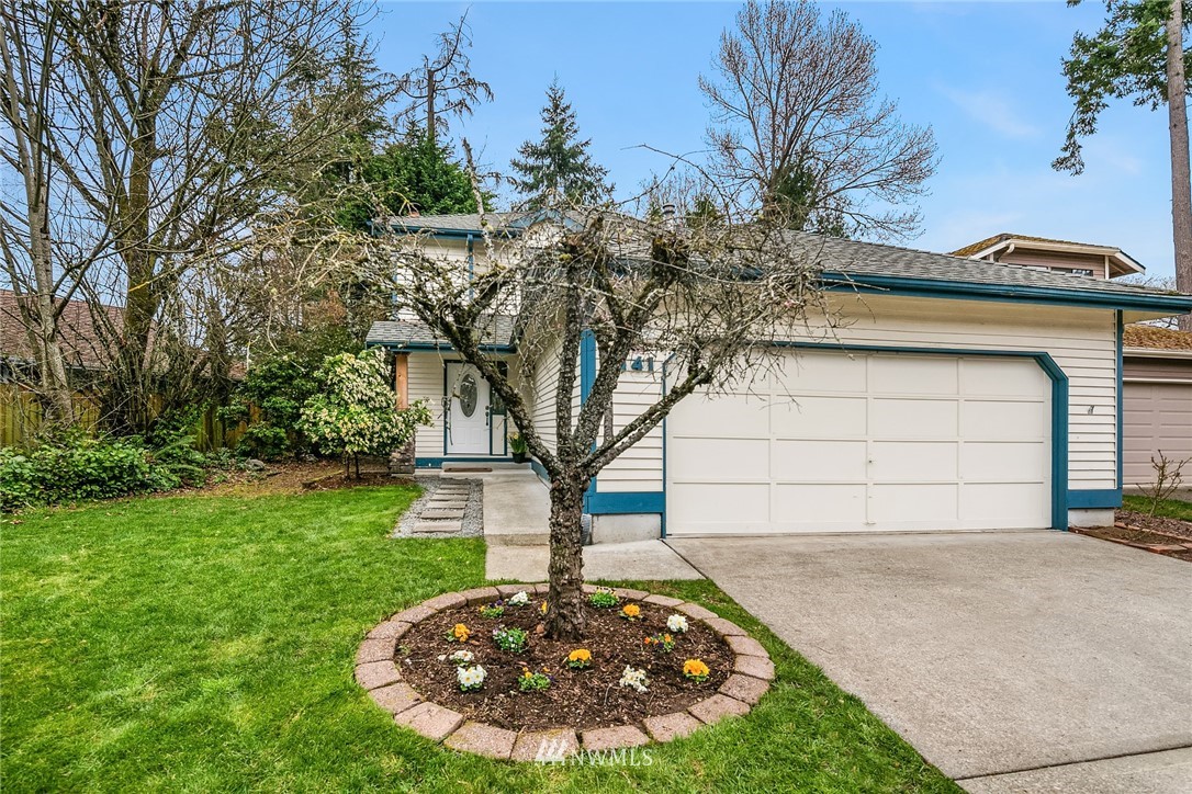 2141 Southeast 8th Place Renton, WA 98057 - Photo 2 of 23