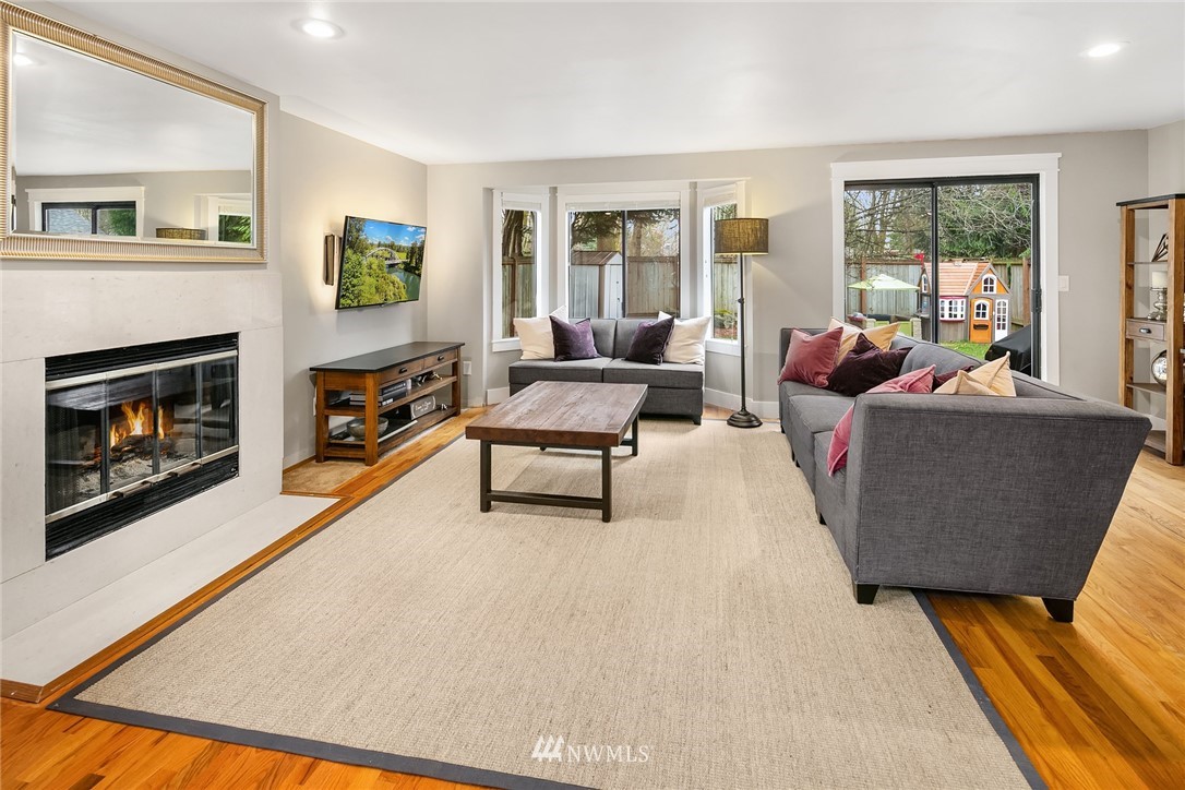 2141 Southeast 8th Place Renton, WA 98057 - Photo 7 of 23