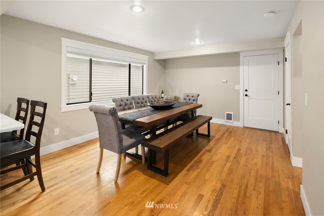 2141 Southeast 8th Place Renton, WA 98057 - Photo 8 of 23