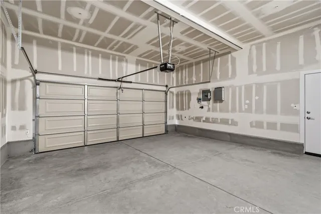 a view of a back yard of the house