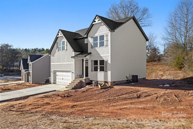 $399,900 | 106 Indian Wls Court, Harmony, NC 28634