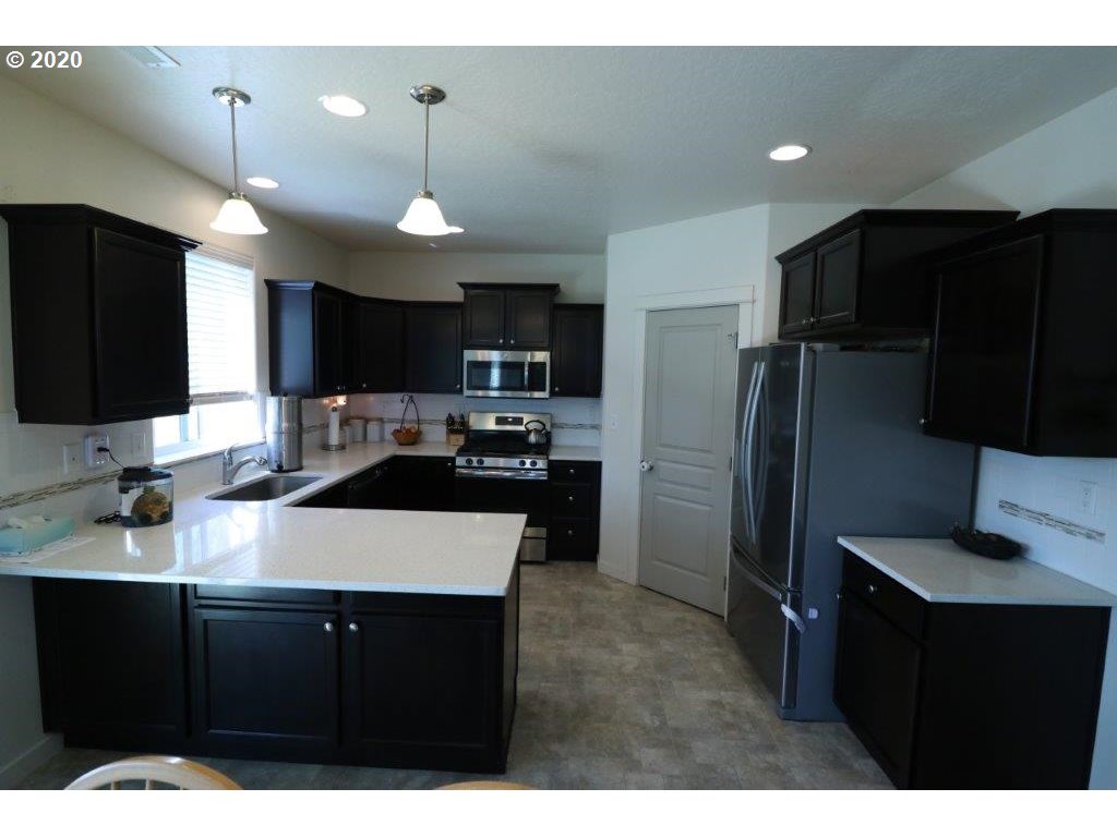 4600 Glacier Meadows Loop Springfield, OR 97478 - Photo 4 of 25 Gallery Image 4