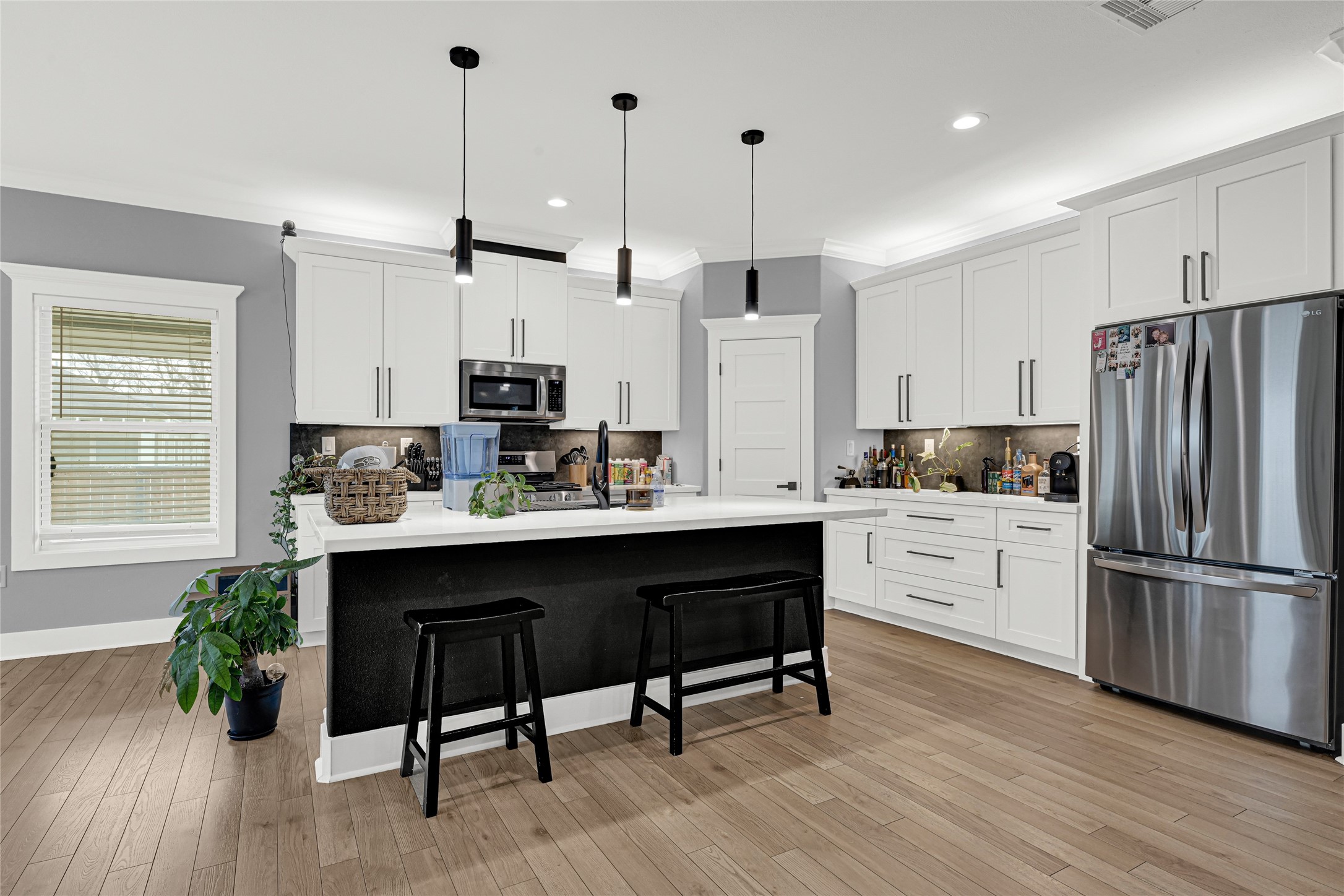 3513 Omega Street Houston, TX 77022 - Photo 11 of 32