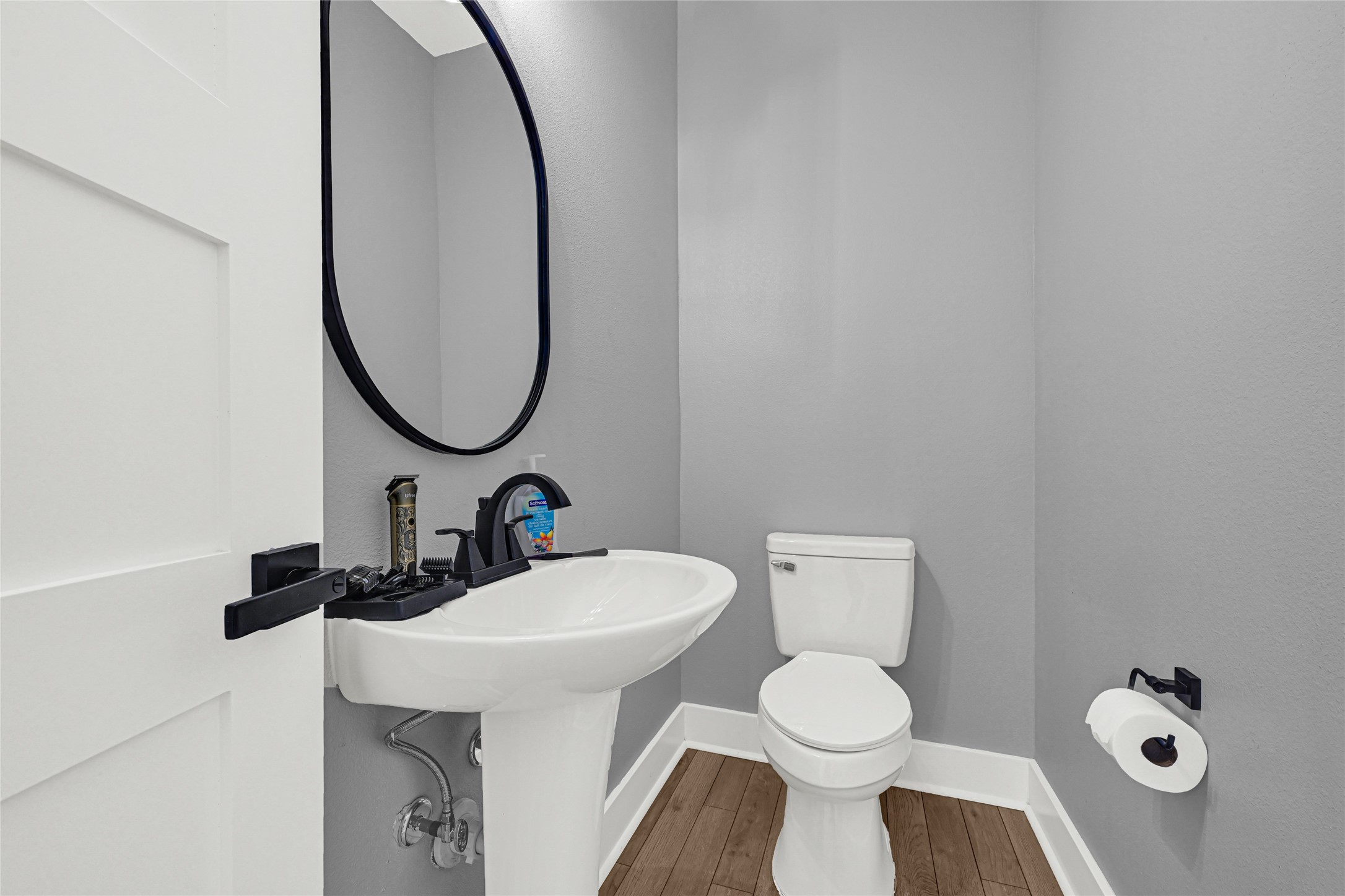 3513 Omega Street Houston, TX 77022 - Photo 13 of 32