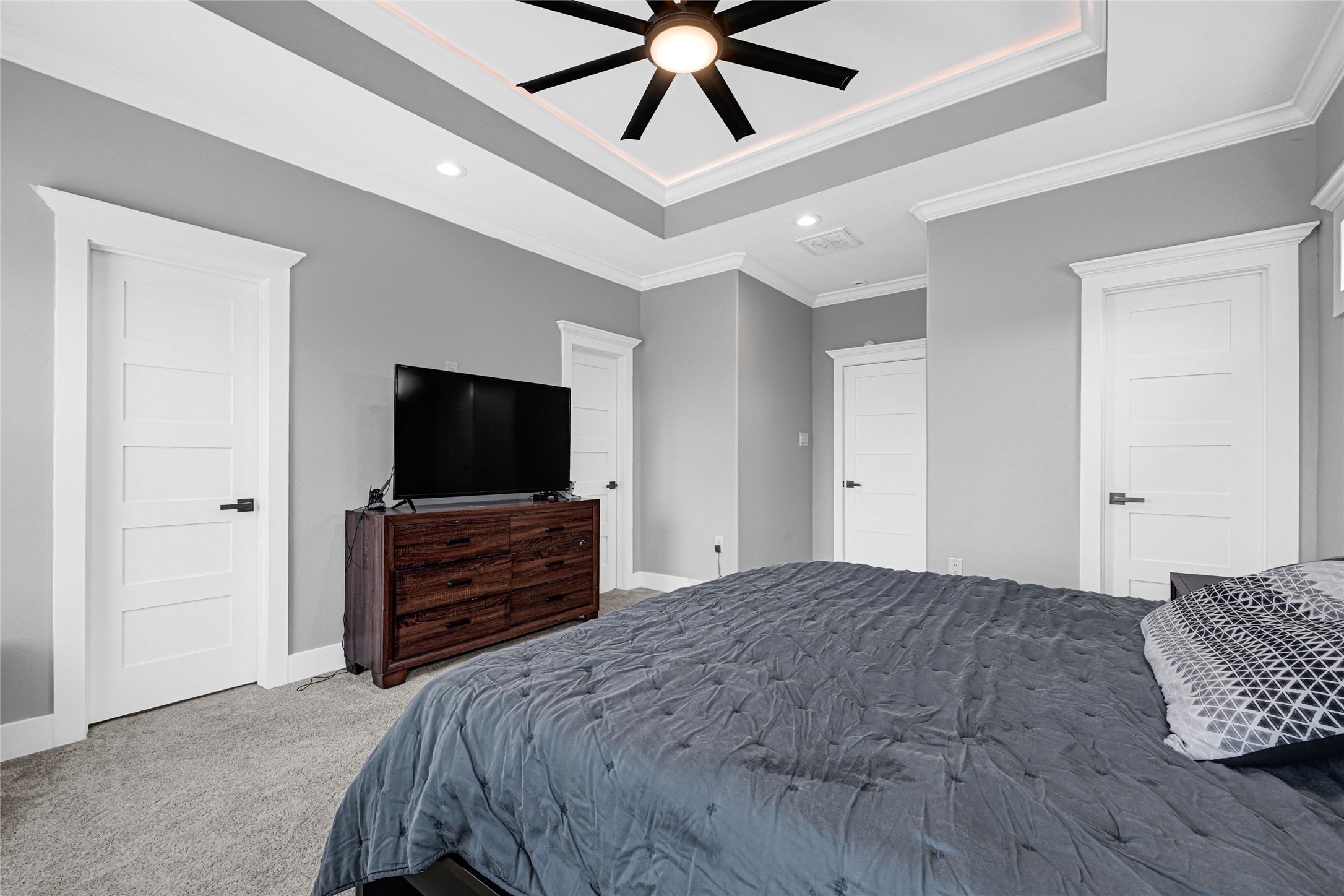 3513 Omega Street Houston, TX 77022 - Photo 16 of 32