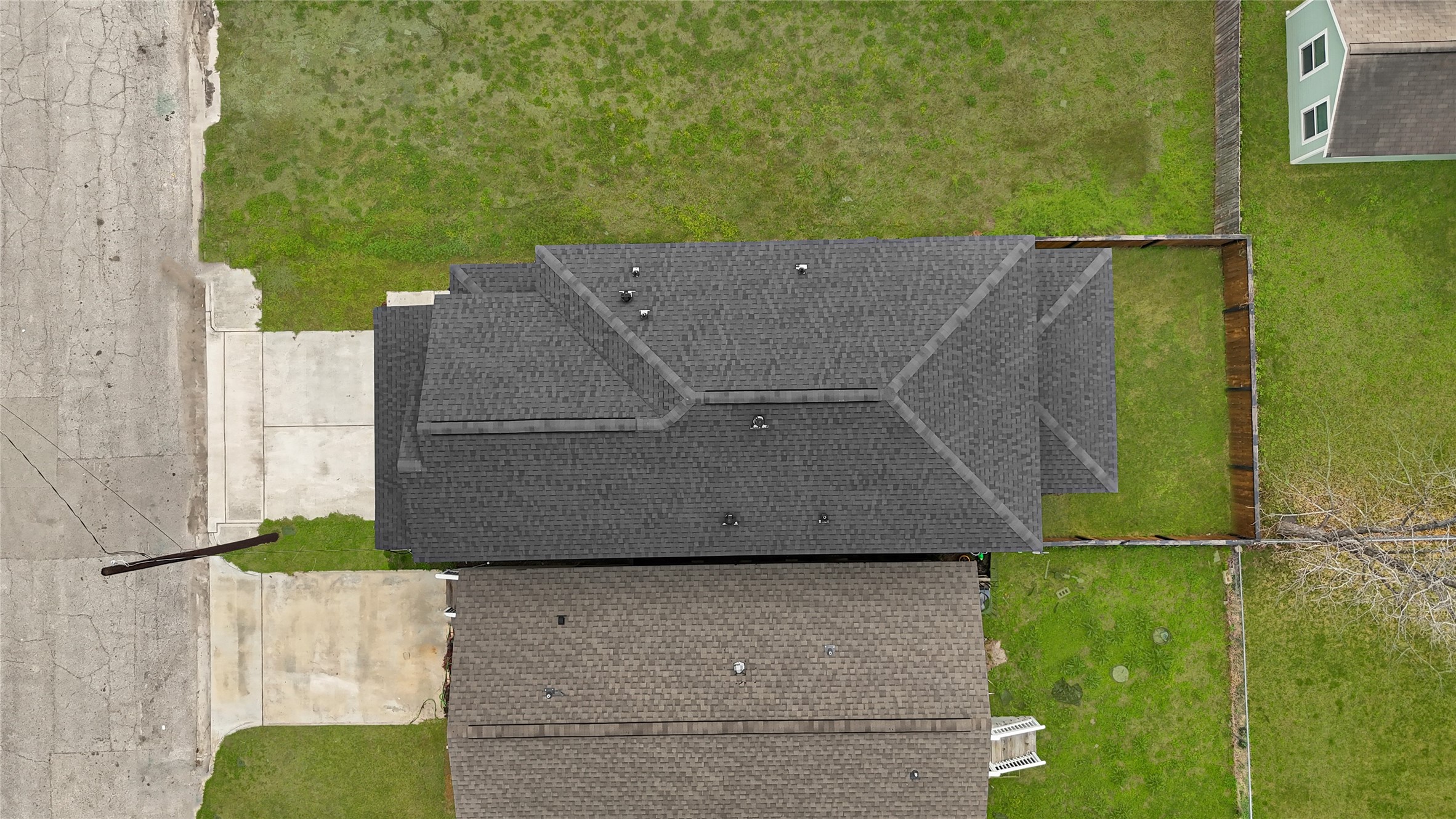 3513 Omega Street Houston, TX 77022 - Photo 25 of 32