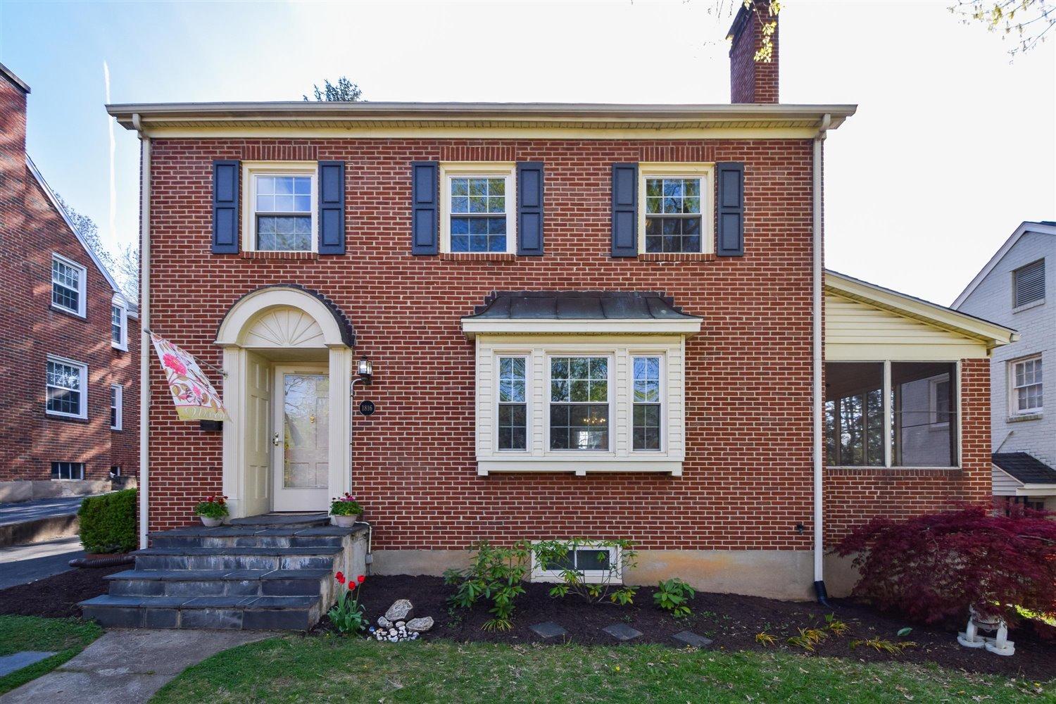 1816 Sheffield Road Southwest Roanoke, VA 24015 - Photo 2 of 26 Exterior