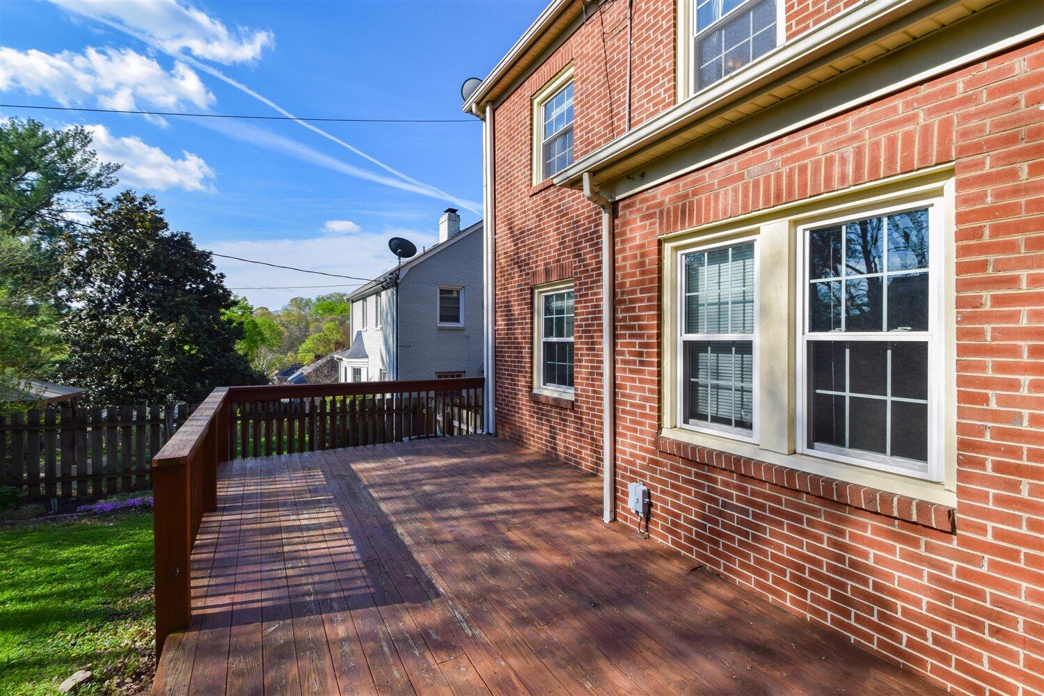 1816 Sheffield Road Southwest Roanoke, VA 24015 - Photo 21 of 26 21-1816 Sheffield-21