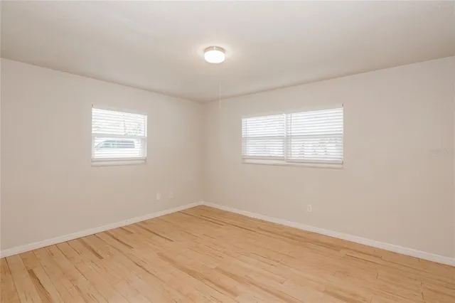 $1,945 | 301 Farmbrook Road, Port Orange, FL 32127