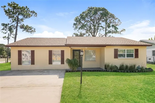 $1,945 | 301 Farmbrook Road, Port Orange, FL 32127