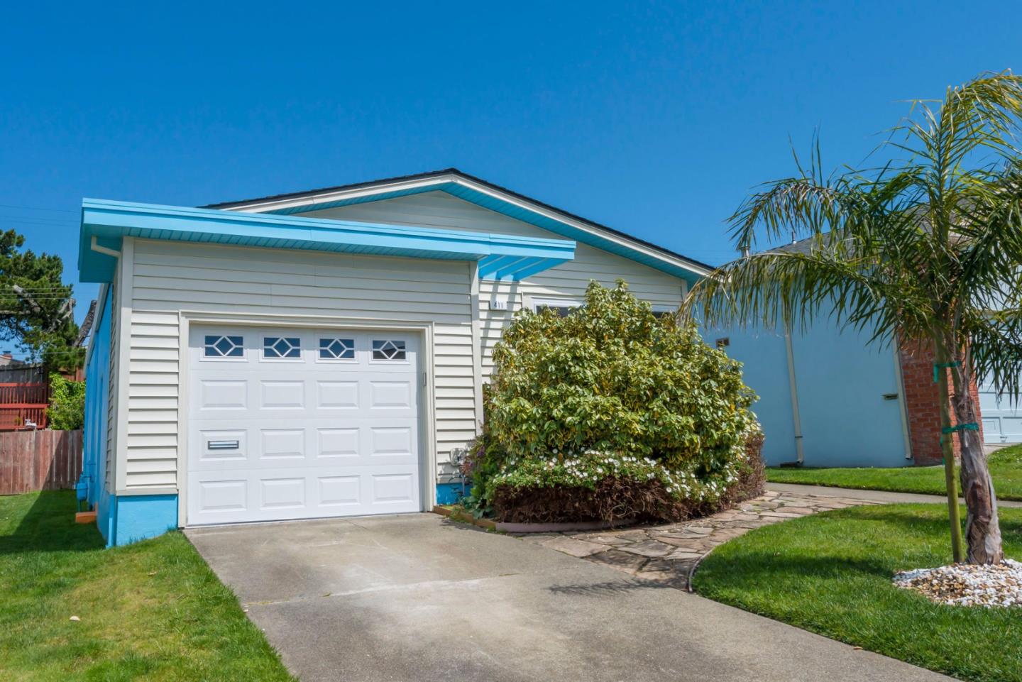 411 Firecrest Avenue Pacifica, CA 94044 - Photo 2 of 13