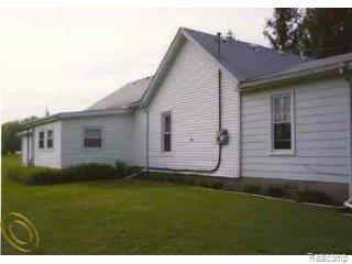 3940 Dryden back
