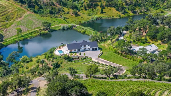 $7,800,000 | 2509 Madrona Avenue, St. Helena, CA 94574