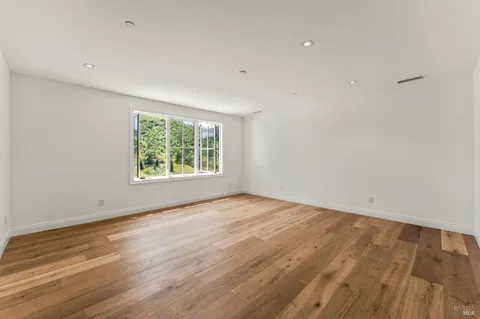 $7,800,000 | 2509 Madrona Avenue, St. Helena, CA 94574