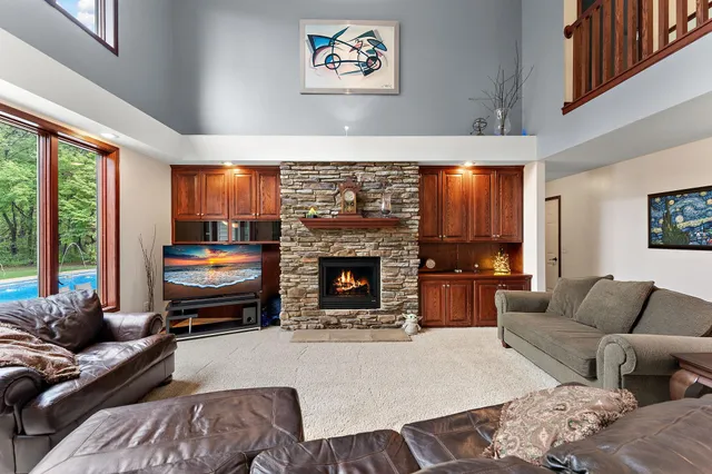 $829,900 | 1224 Highway 12, Roberts, WI 54023