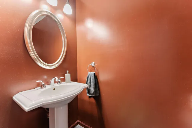 $829,900 | 1224 Highway 12, Roberts, WI 54023