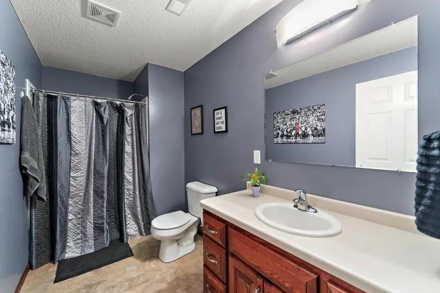 $829,900 | 1224 Highway 12, Roberts, WI 54023