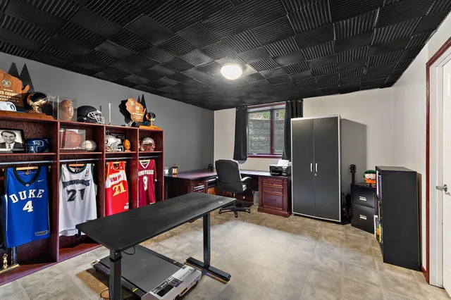 $829,900 | 1224 Highway 12, Roberts, WI 54023