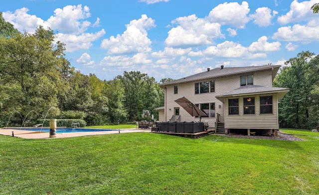 $829,900 | 1224 Highway 12, Roberts, WI 54023