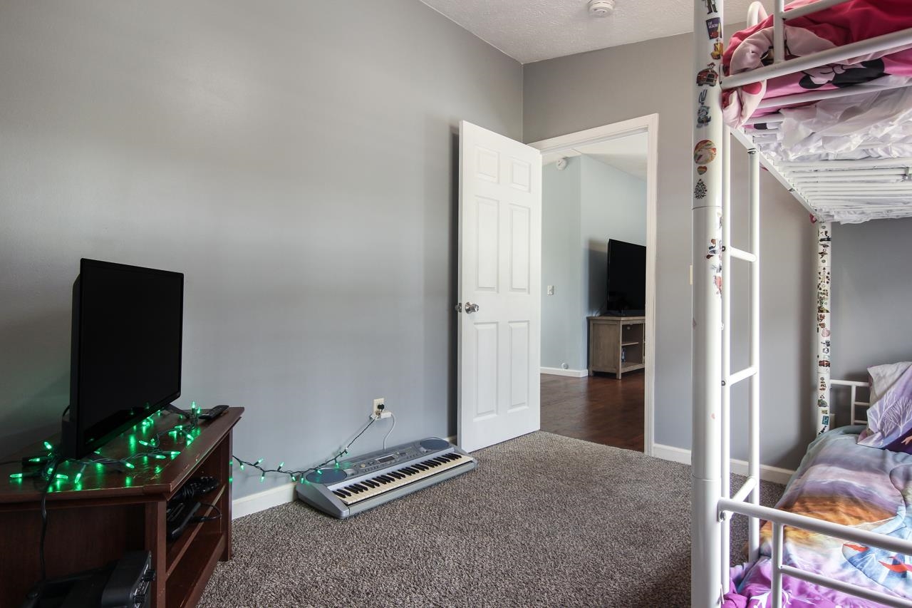 721 Phelps Road Northeast Kalkaska, MI 49646 - Photo 17 of 28 1901326-16.JPG